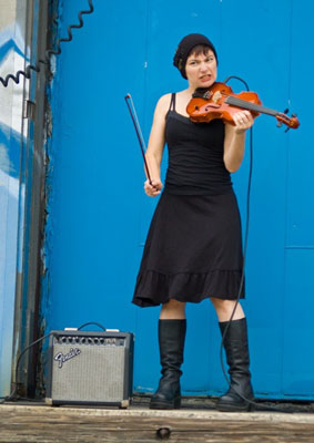 Janice Markham with violin
